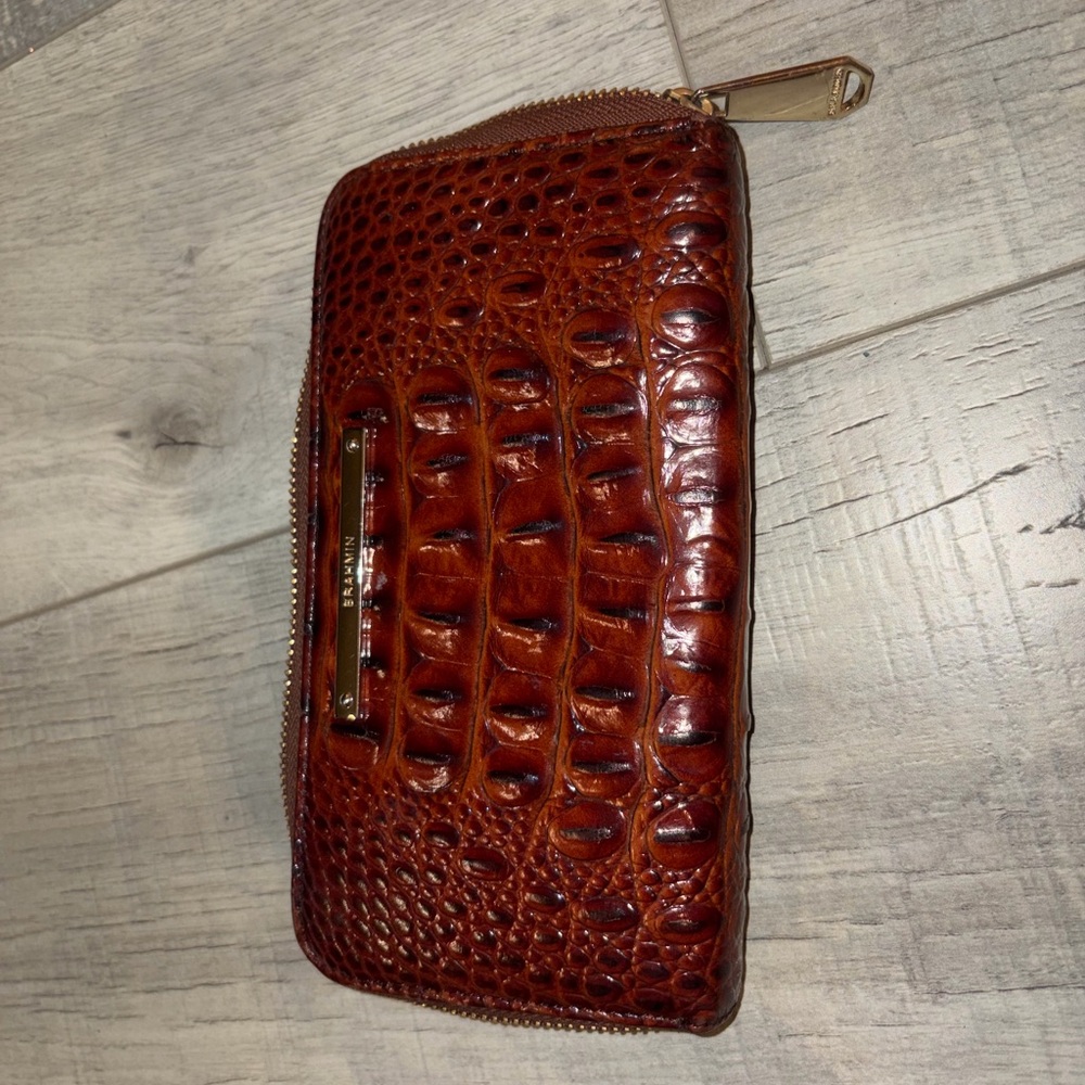 BRAHMIN Crocodile-Embossed pecan wallet excellent used condition